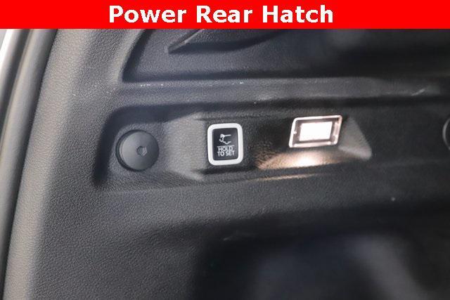 Photo of 2023 Bright White Clearcoat Jeep Grand Cherokee L