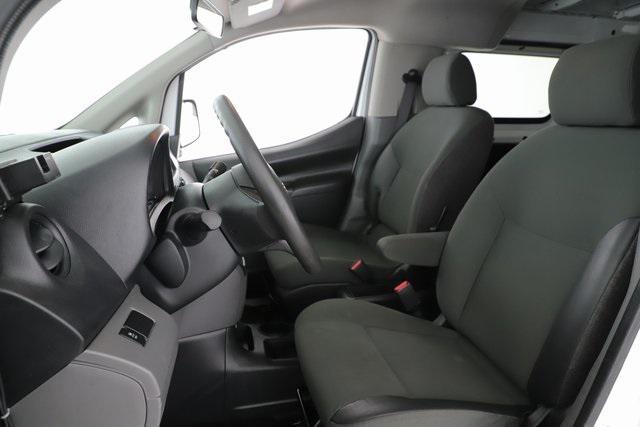 Photo of 2015 Designer White Chevrolet City Express