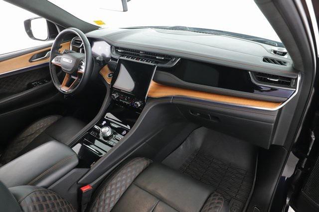 Photo of 2023 Midnight Sky Jeep Grand Cherokee L