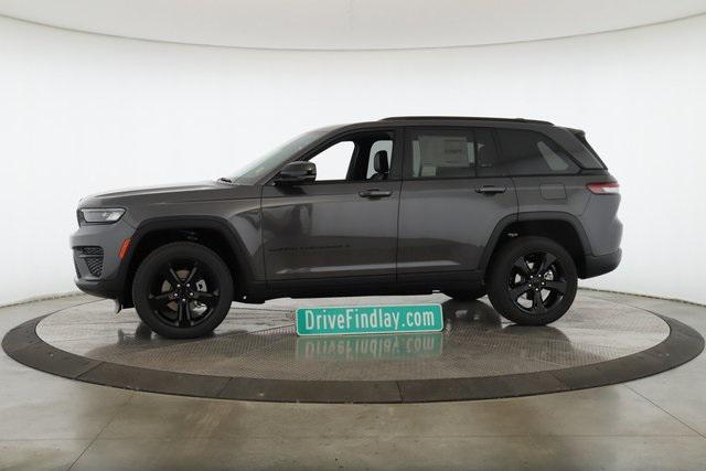 Photo of 2025 Baltic Gray Metallic Clearcoat Jeep Grand Cherokee