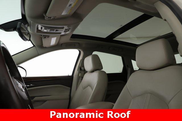 Photo of 2013 Silver Coast Metallic Cadillac SRX