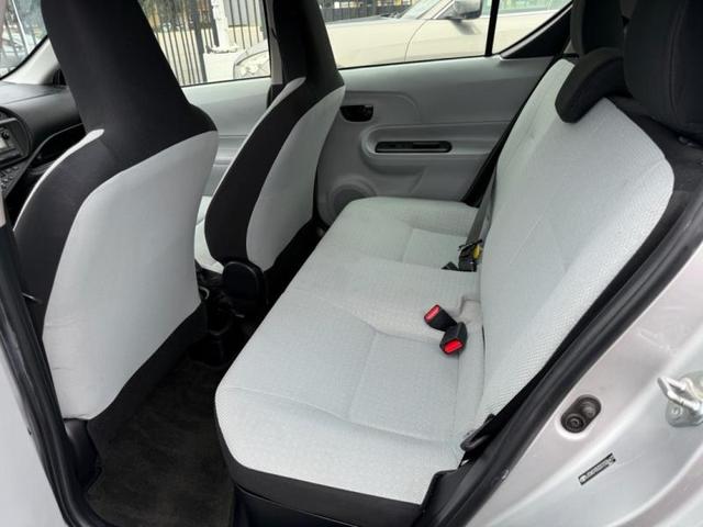 Photo of 2012 Classic Silver Metallic Toyota Prius c