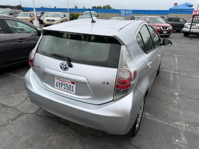 Photo of 2012 Classic Silver Metallic Toyota Prius c
