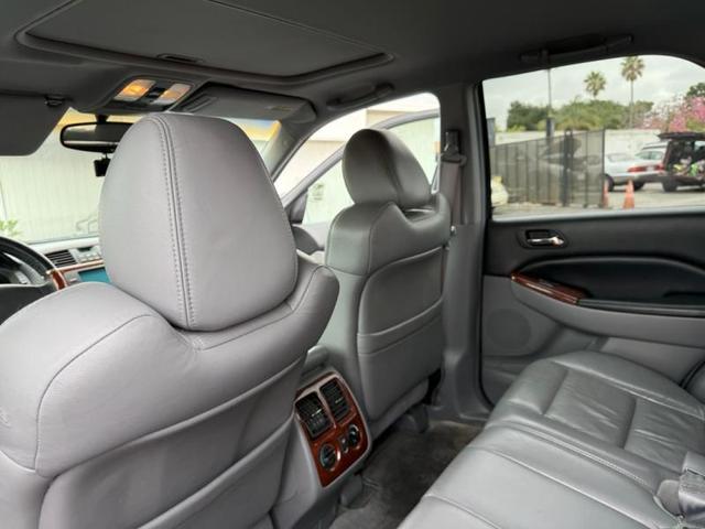 Photo of 2006 Lt. Blue Acura MDX
