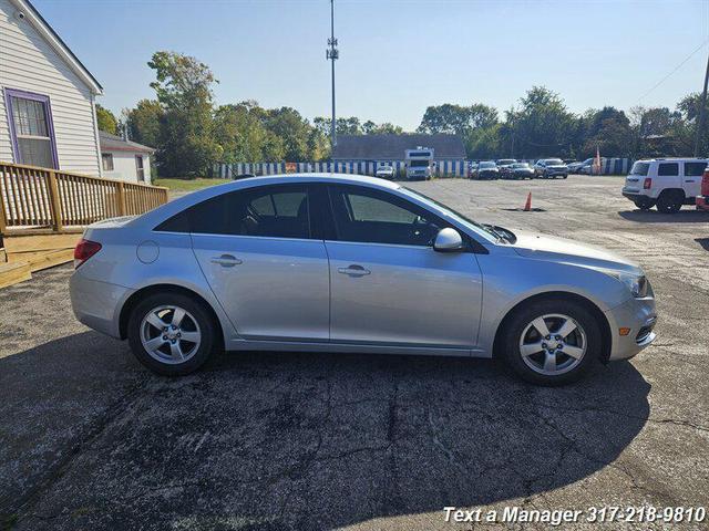 Photo of 2016 Silver Ice Metallic Chevrolet Cruze Limited