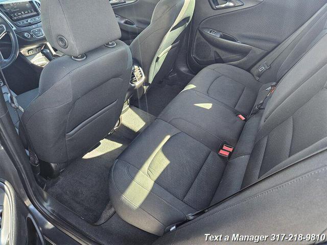 Photo of 2017 Nightfall Gray Metallic Chevrolet Malibu