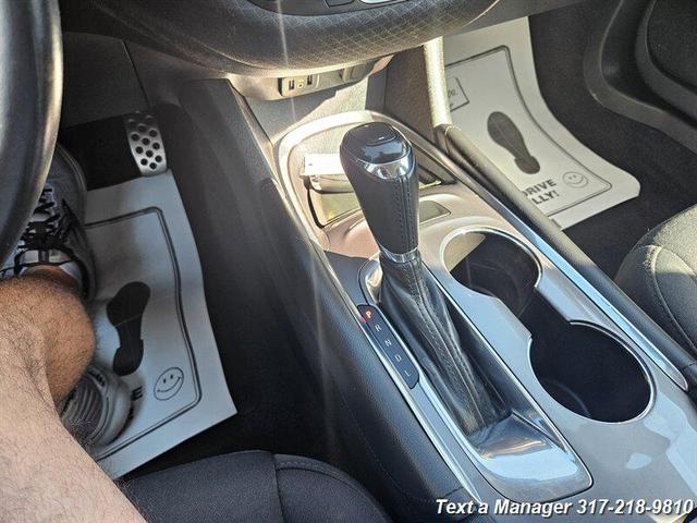 Photo of 2017 Nightfall Gray Metallic Chevrolet Malibu