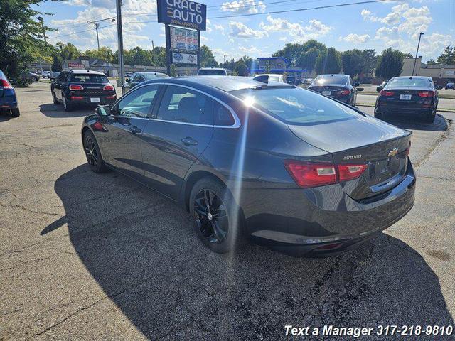 Photo of 2017 Nightfall Gray Metallic Chevrolet Malibu