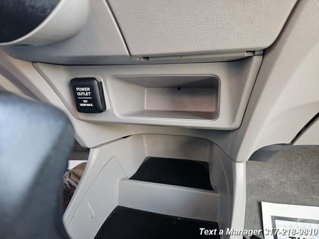 Photo of 2011 Mediterranean Blue Pearl Honda Insight