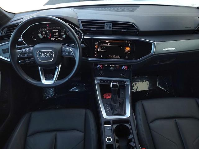 Photo of 2023 Ibis White Audi Q3