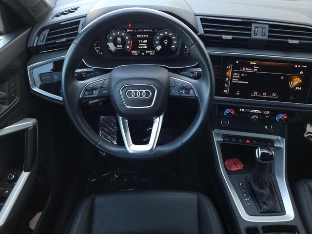 Photo of 2023 Ibis White Audi Q3