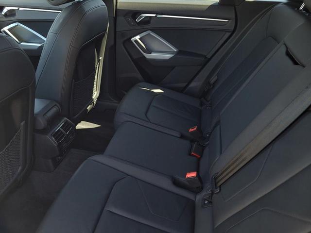 Photo of 2023 Ibis White Audi Q3
