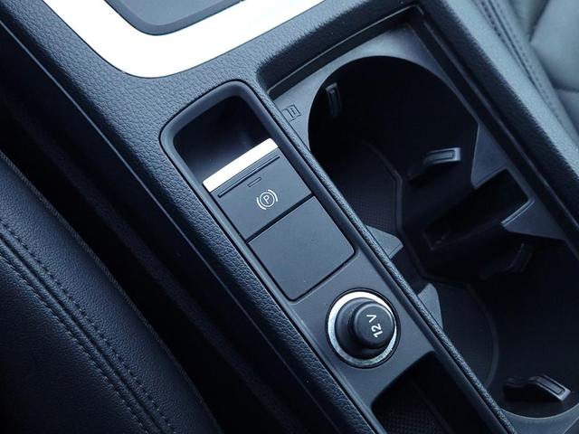 Photo of 2023 Ibis White Audi Q3