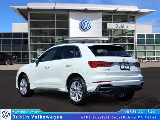 Photo of 2023 Ibis White Audi Q3
