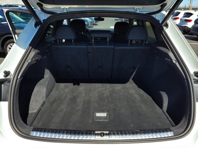 Photo of 2023 Ibis White Audi Q3