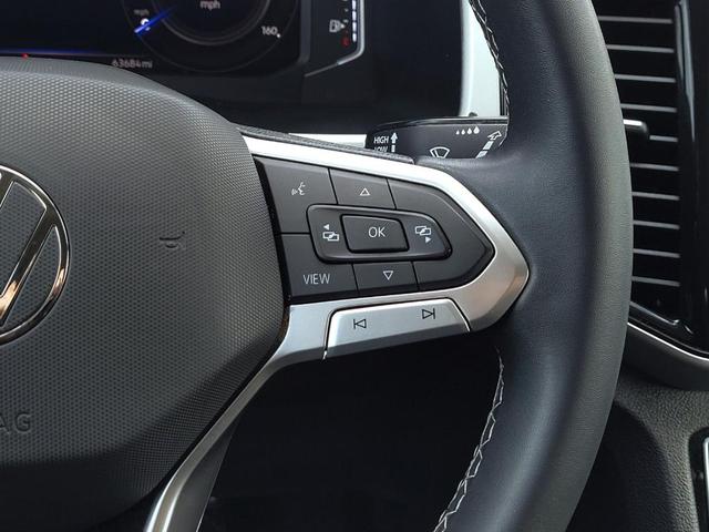 Photo of 2022 Pyrite Silver Metallic Volkswagen Atlas