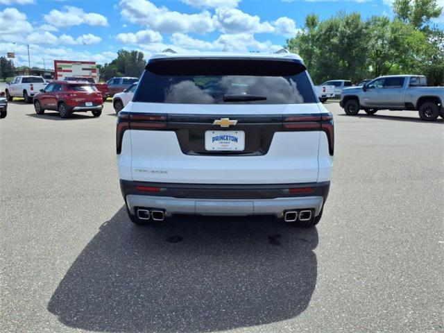 Photo of 2026 Summit White Chevrolet Traverse