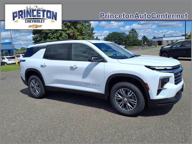 Photo of 2026 Summit White Chevrolet Traverse