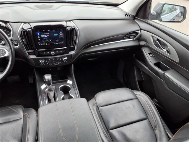 Photo of 2021 Satin Steel Metallic Chevrolet Traverse