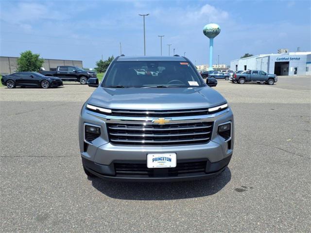 Photo of 2025 Sterling Gray Metallic Chevrolet Traverse