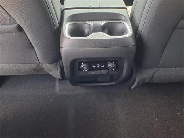 Photo of 2025 Sterling Gray Metallic Chevrolet Traverse