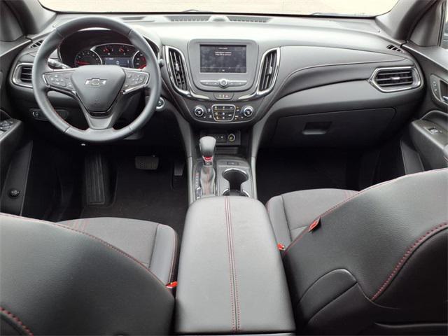 Photo of 2023 Mosaic Black Metallic Chevrolet Equinox