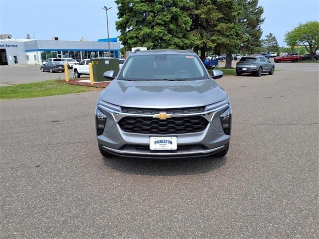Photo of 2025 Sterling Gray Metallic Chevrolet Trax