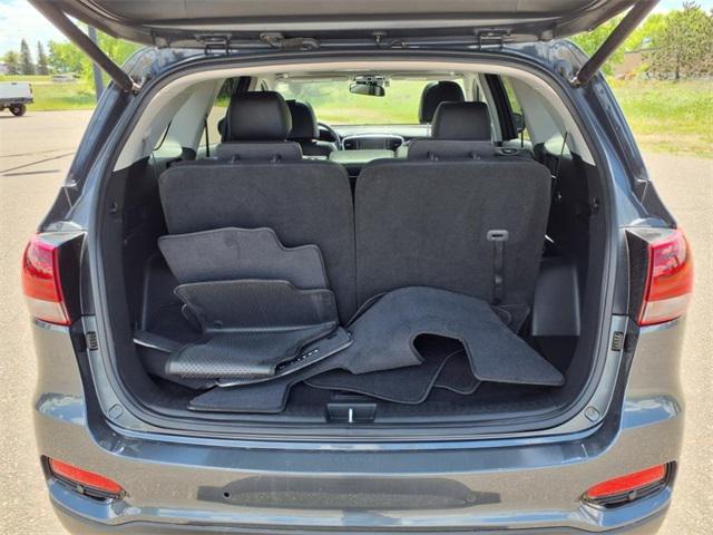 Photo of 2020 Gravity Gray Kia Sorento