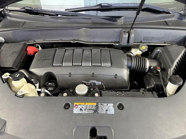 Photo of 2015 Tungsten Metallic Chevrolet Traverse