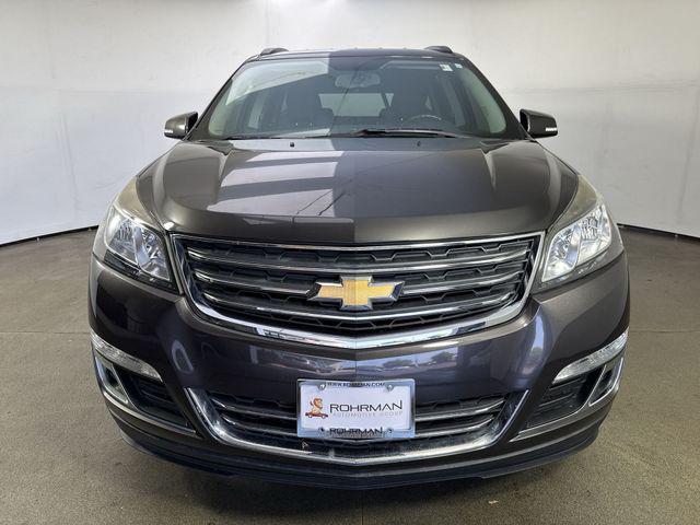 Photo of 2015 Tungsten Metallic Chevrolet Traverse