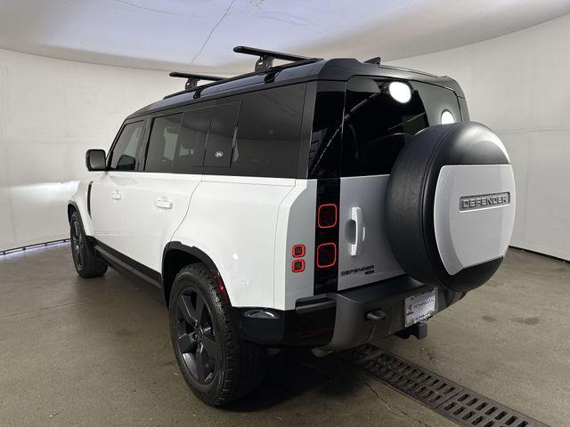 Photo of 2022 Fuji White Land Rover Defender