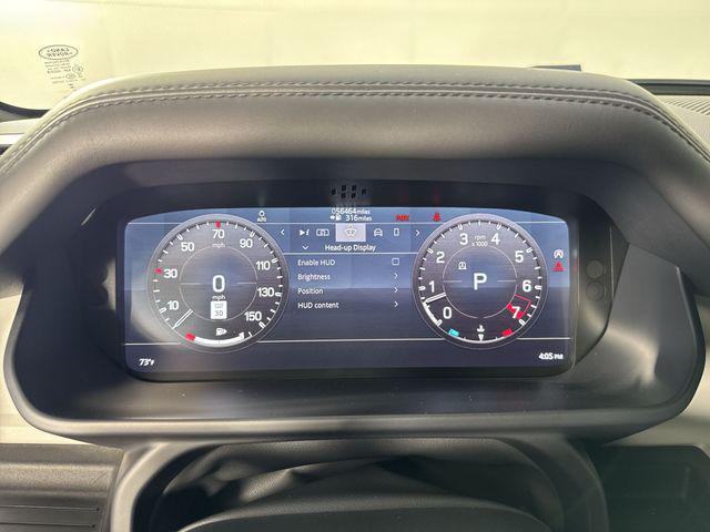 Photo of 2022 Fuji White Land Rover Defender