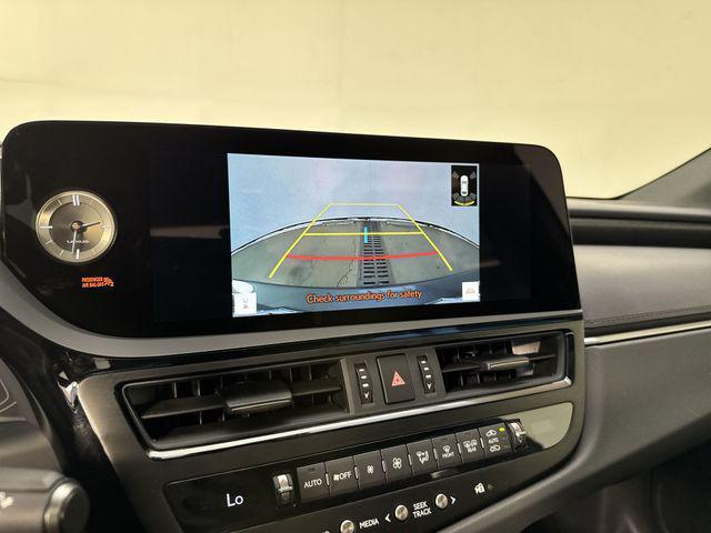 Photo of 2025 Cloudburst Gray Lexus ES 300h