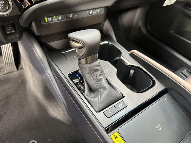 Photo of 2025 Cloudburst Gray Lexus ES 300h