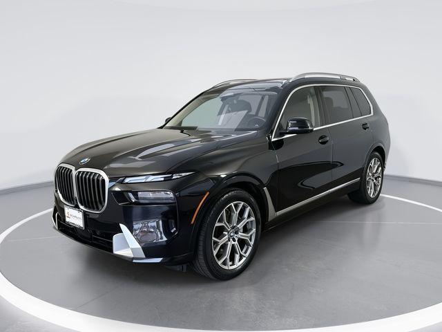 2025 BMW X7