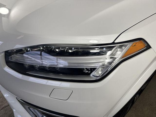 Photo of 2024 Crystal White Metallic Volvo XC90 Recharge Plug-In Hybrid