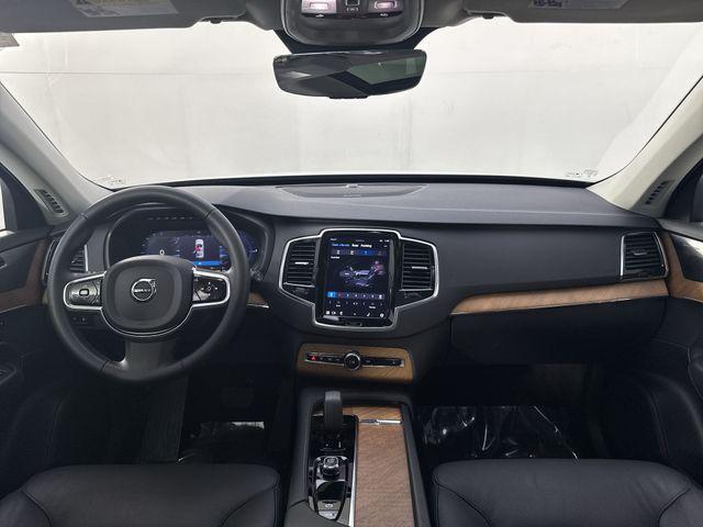 Photo of 2024 Crystal White Metallic Volvo XC90 Recharge Plug-In Hybrid