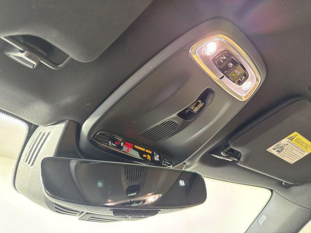Photo of 2017 Onyx Black Metallic Volvo XC90