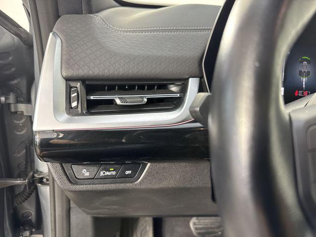Photo of 2025 Gray BMW X2
