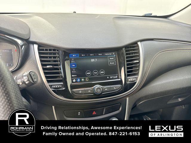 Photo of 2019 Summit White Chevrolet Trax