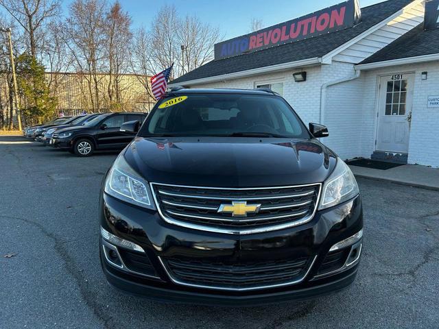 Photo of 2016 Mosaic Black Metallic Chevrolet Traverse