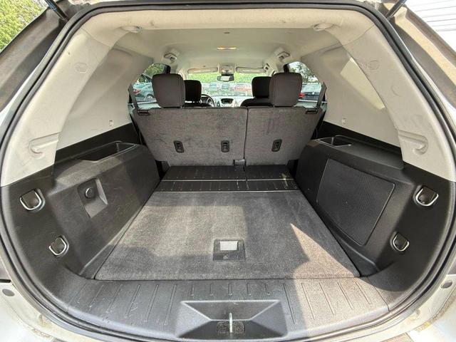 Photo of 2015 Silver Chevrolet Equinox