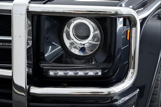 Photo of 2015 Magnetite Black Mercedes-Benz G-Class