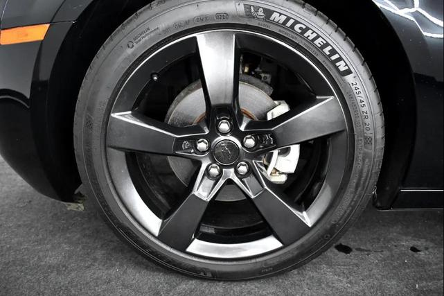 Photo of 2011 Black Chevrolet Camaro