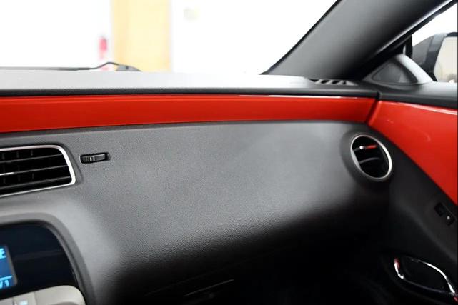 Photo of 2011 Black Chevrolet Camaro