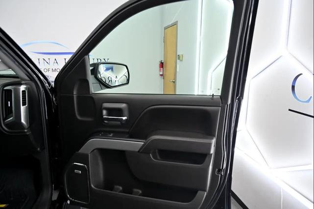 Photo of 2017 Black Chevrolet Silverado 1500