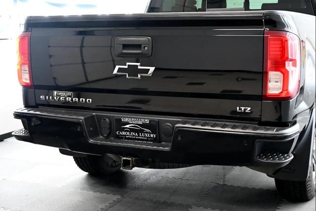 Photo of 2017 Black Chevrolet Silverado 1500