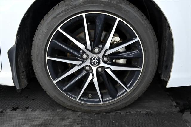 Photo of 2023 Ice Edge White Toyota Camry