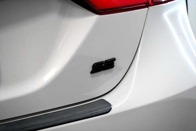 Photo of 2023 Ice Edge White Toyota Camry