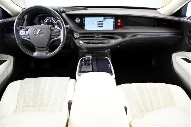 Photo of 2018 Nightfall Mica Lexus LS 500